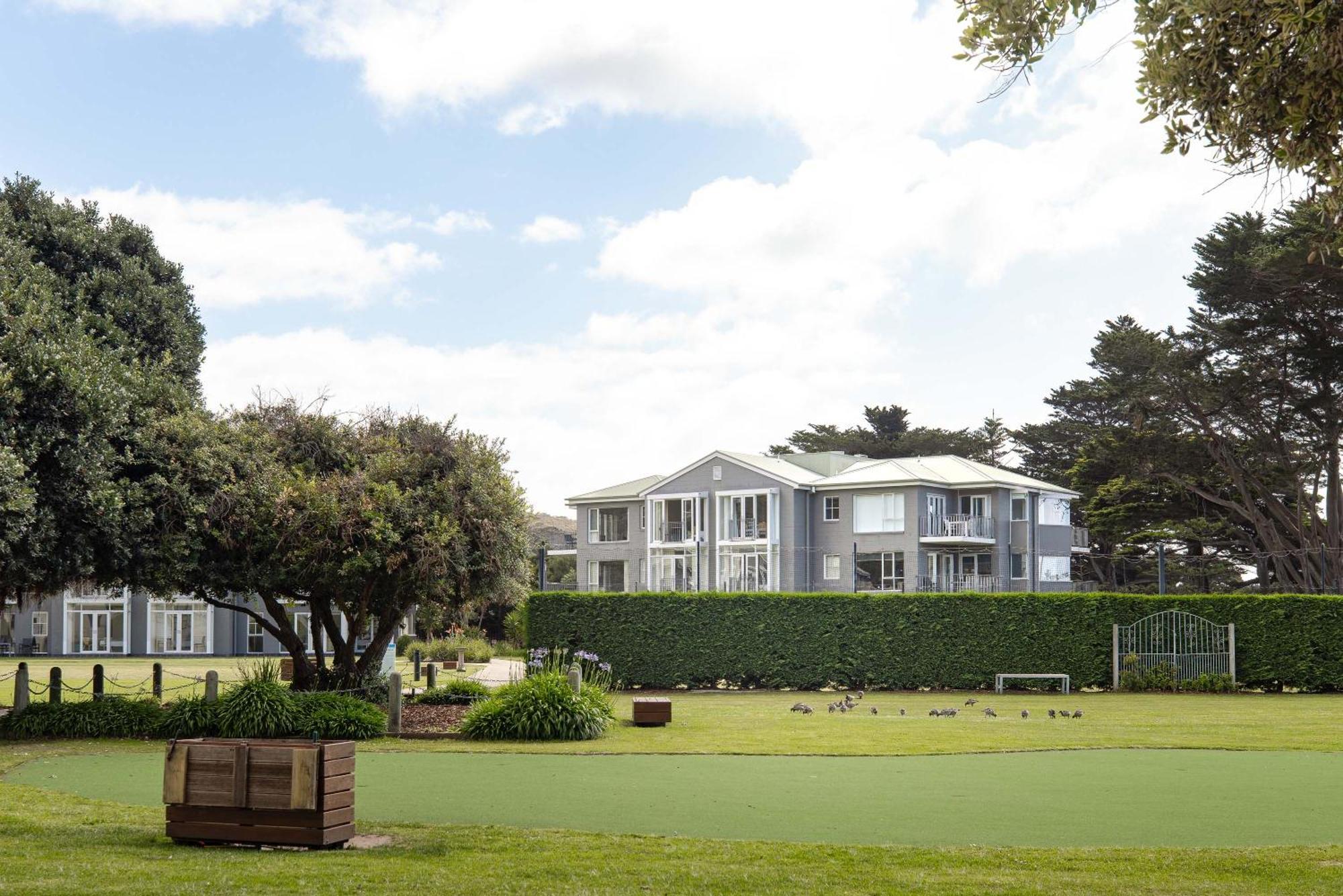 Mantra Lorne Hotel Exterior photo