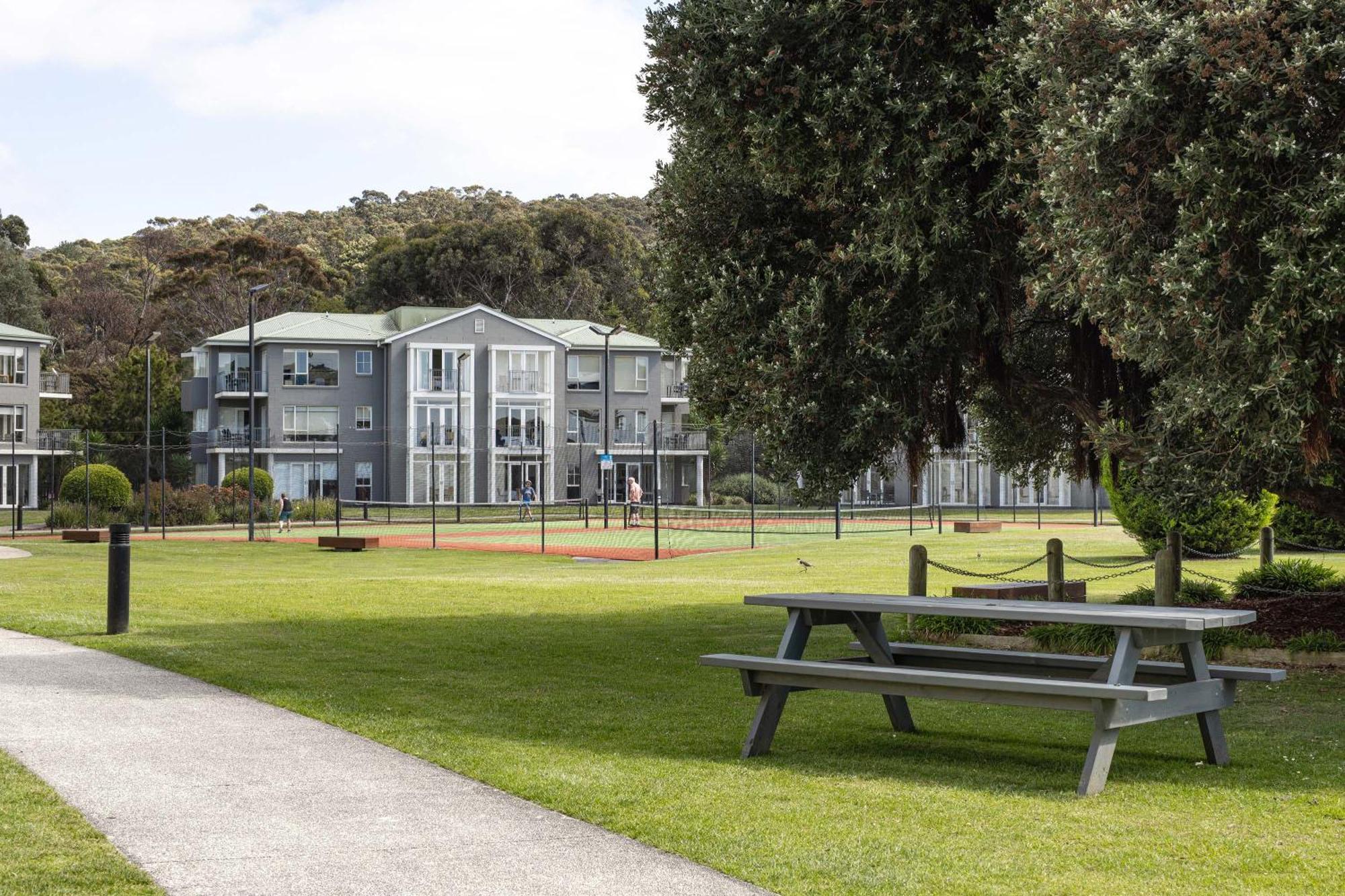 Mantra Lorne Hotel Exterior photo